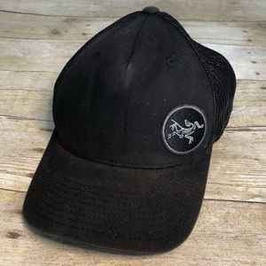Arc’teryx hat